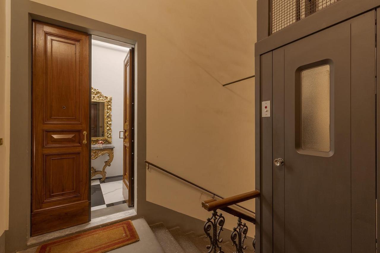 Cavour 83 Prestige House By 360Rentals Florenz Exterior foto